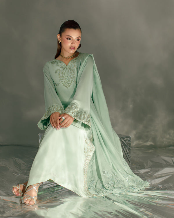 3-Piece Mint Green Tassel Silk Embroidered