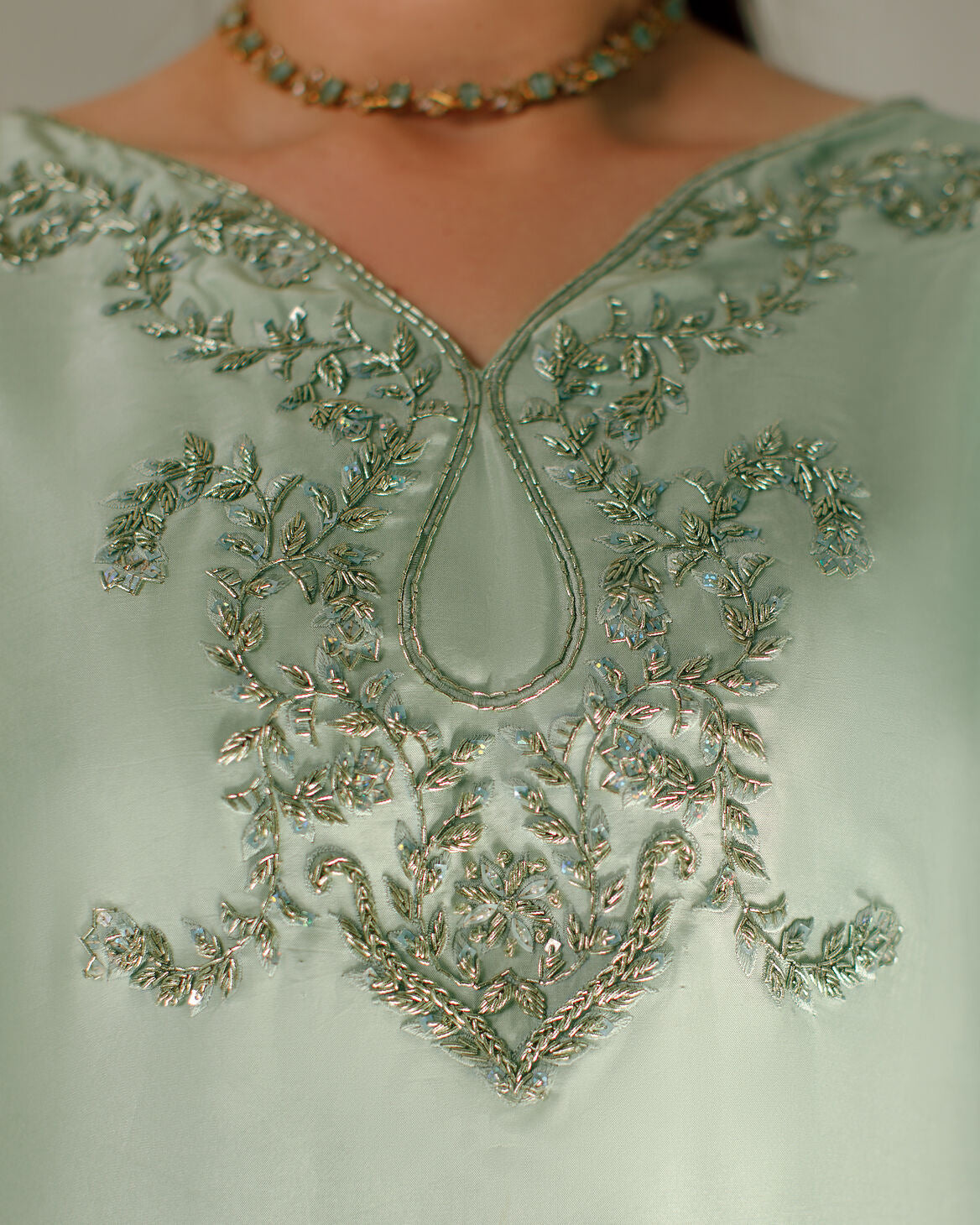 3-Piece Mint Green Tassel Silk Embroidered