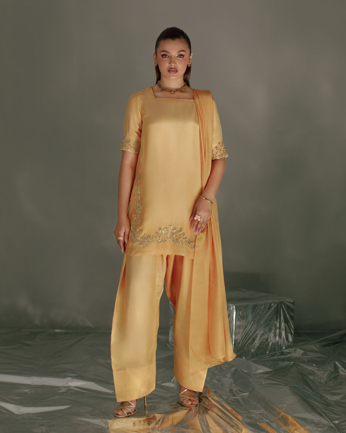 3-Piece Pastel Rust Tassel Silk Embroidered