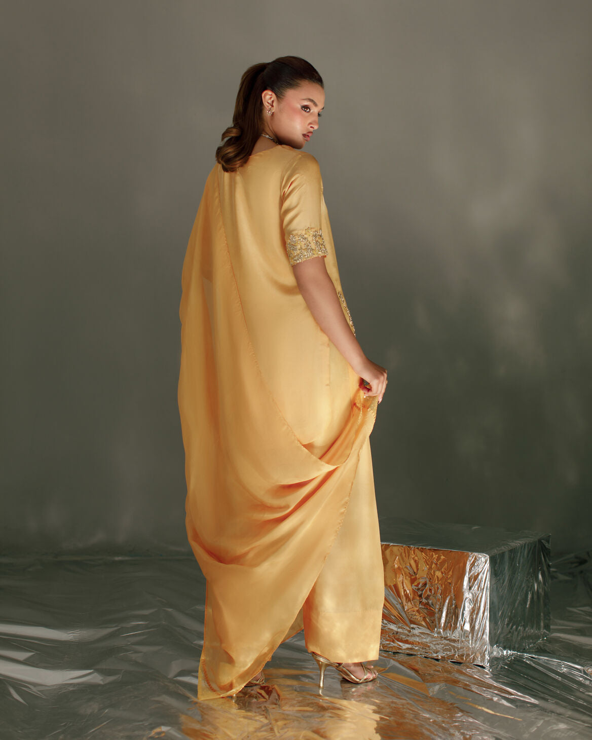 3-Piece Pastel Rust Tassel Silk Embroidered