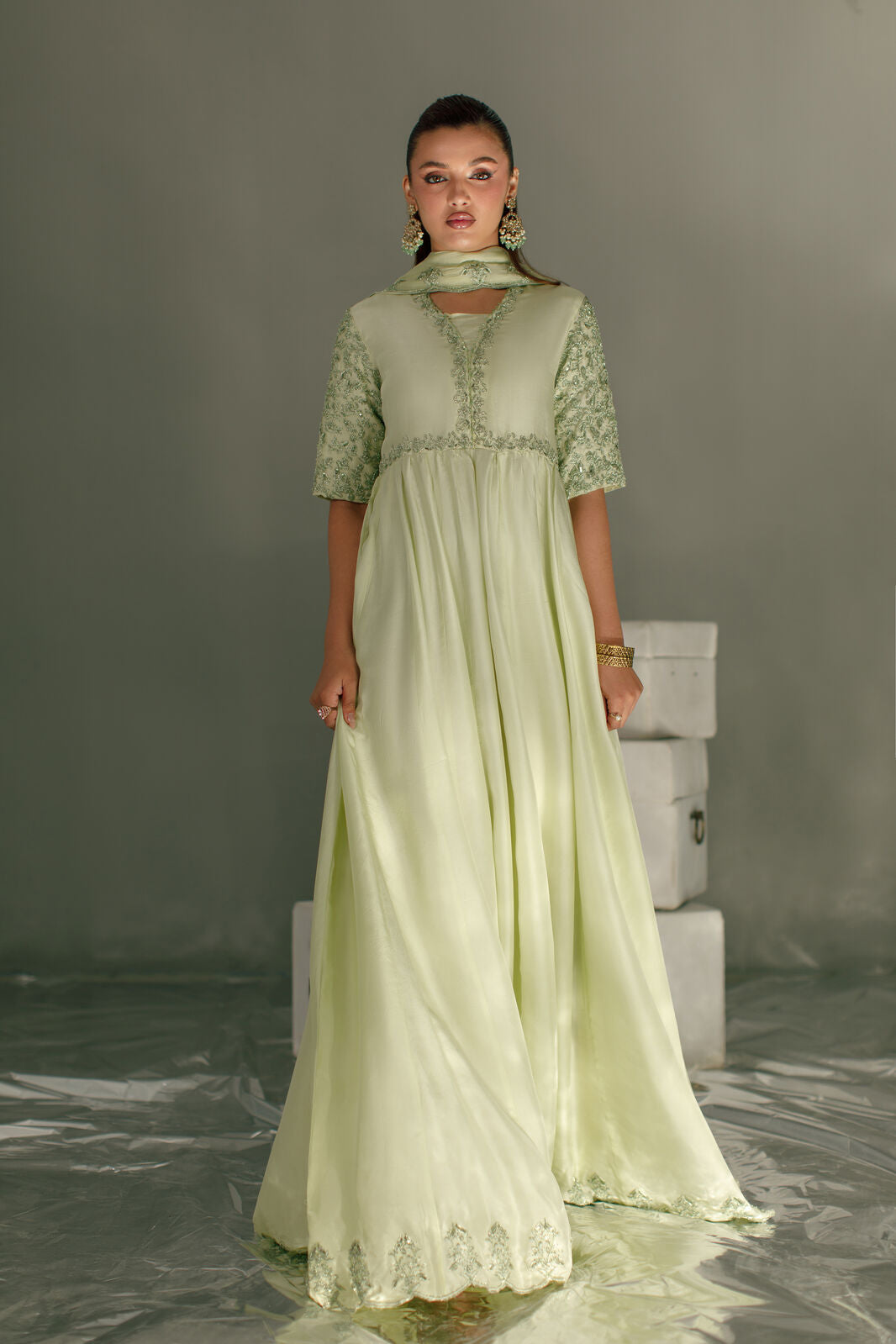 3-Piece Light Mint Tassel Silk Embroidered