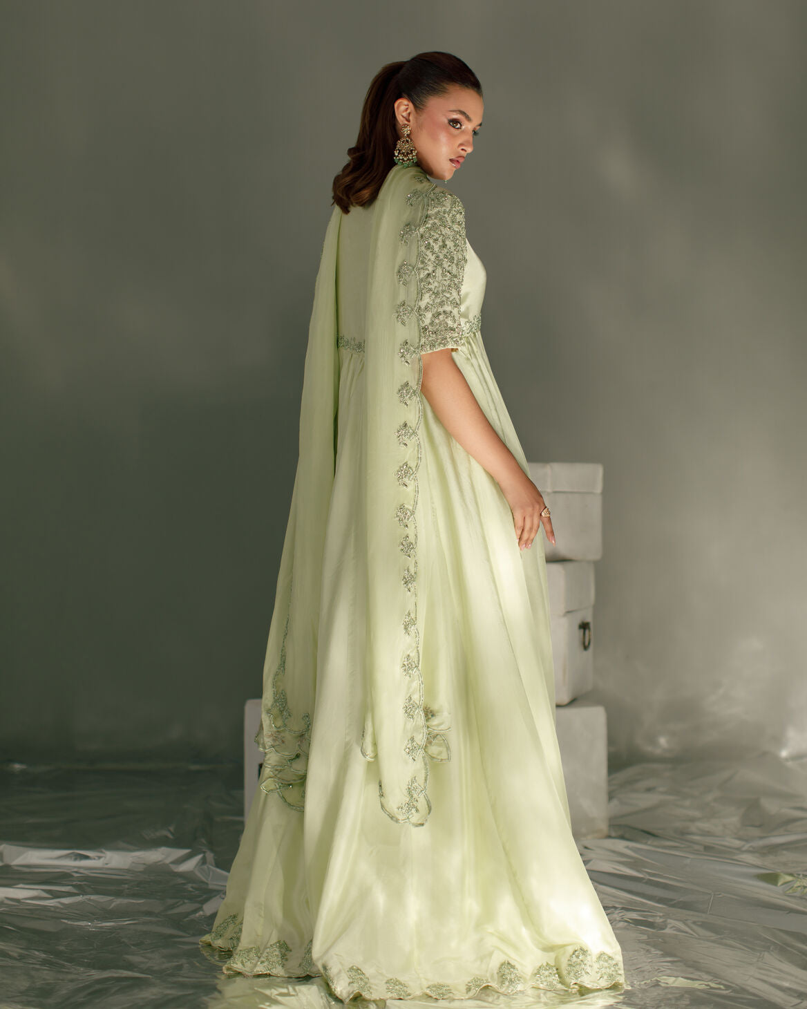3-Piece Light Mint Tassel Silk Embroidered