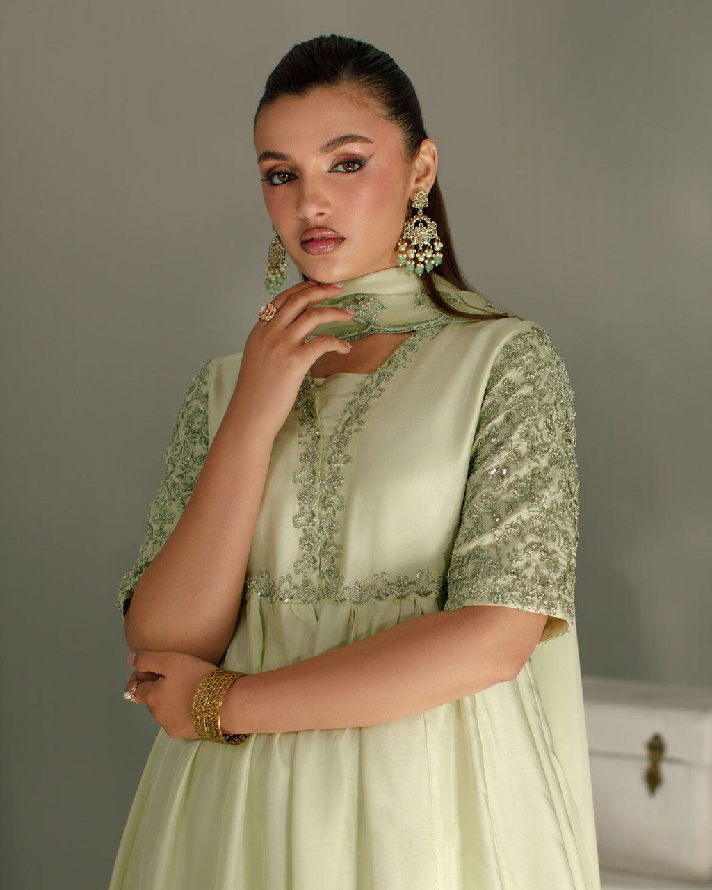 3-Piece Light Mint Tassel Silk Embroidered