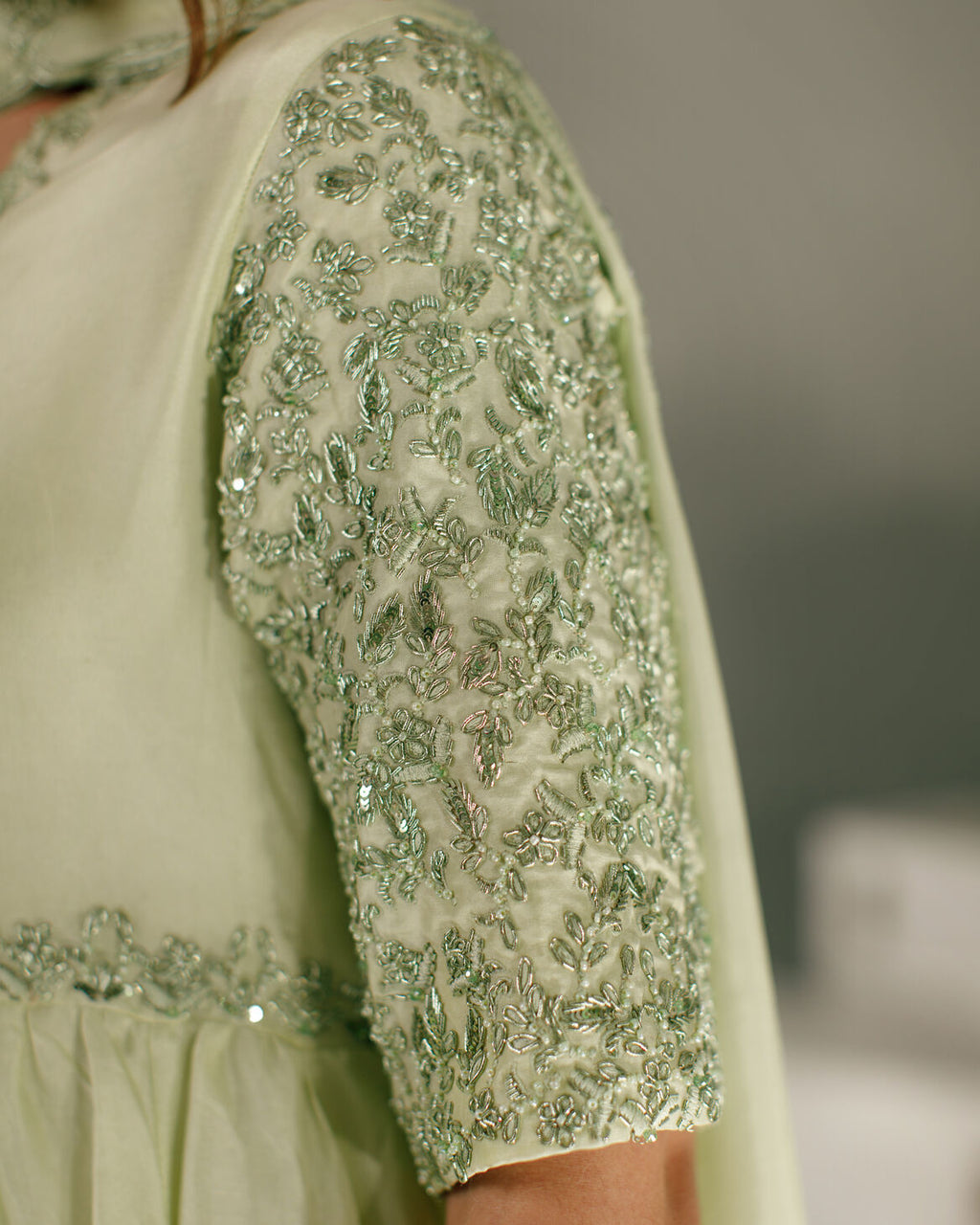 3-Piece Light Mint Tassel Silk Embroidered