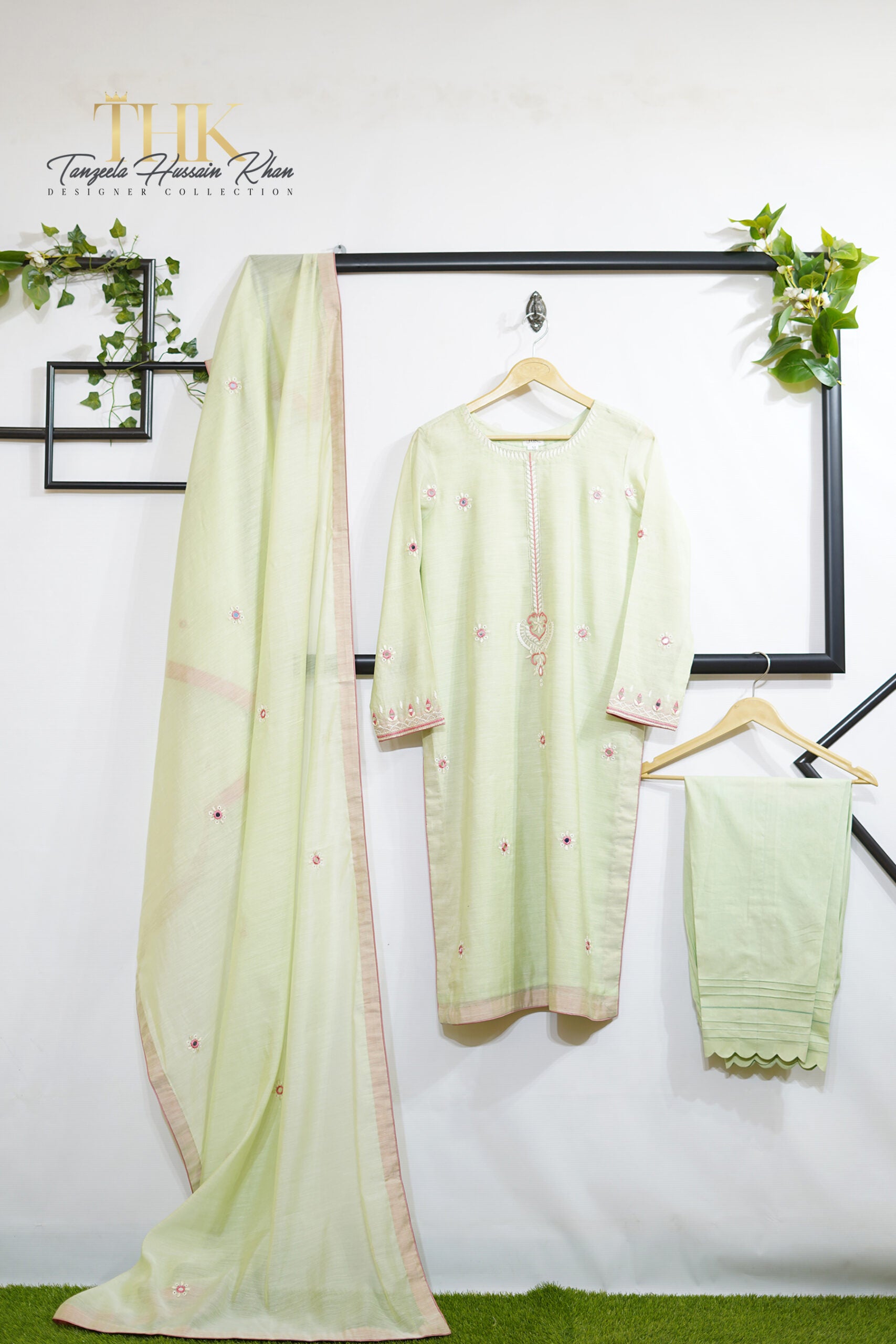 3-Piece Pista Cotton Paper Suit