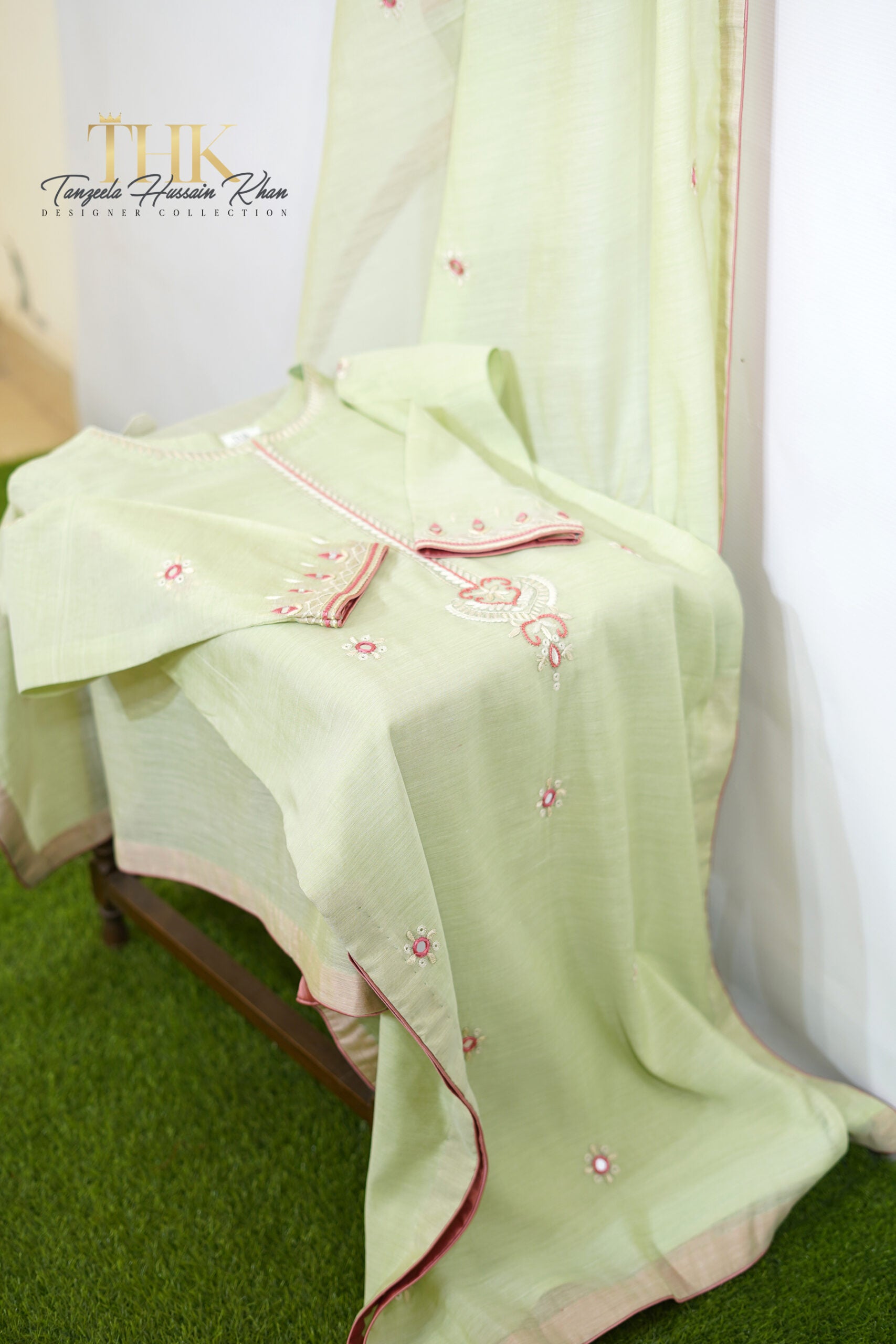 3-Piece Pista Cotton Paper Suit