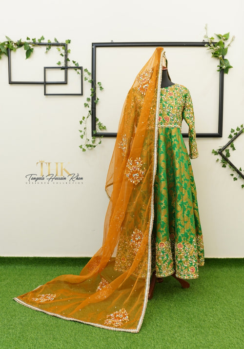 2-Piece Green Jamawar Atlas Embroidered Pishwas