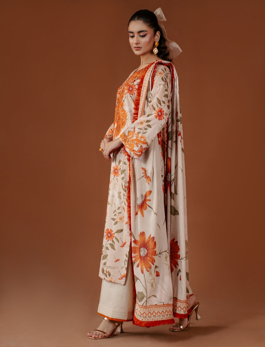 3-Piece Light Biscuit Printed Embroidered