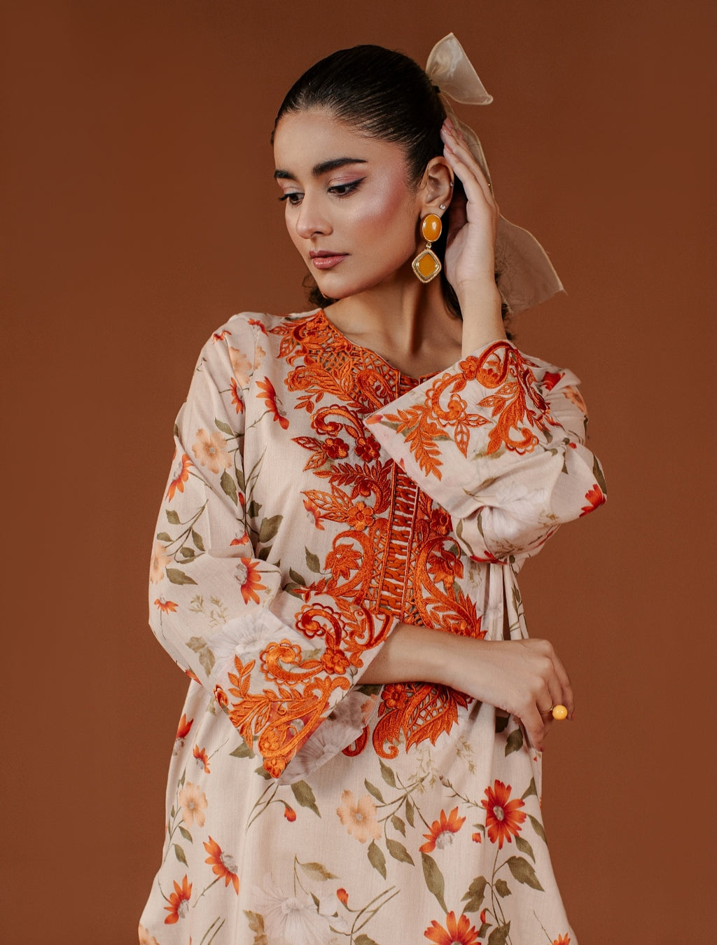 3-Piece Light Biscuit Printed Embroidered