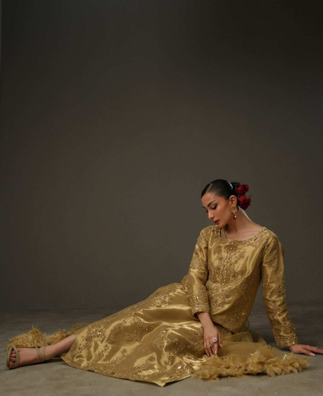 3-Piece Gold Lama Tissue Embroidered