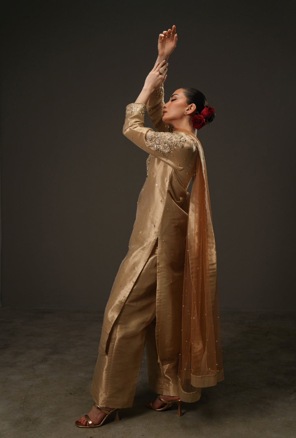 3-Piece Rose Gold Lama Tissue Embroidered