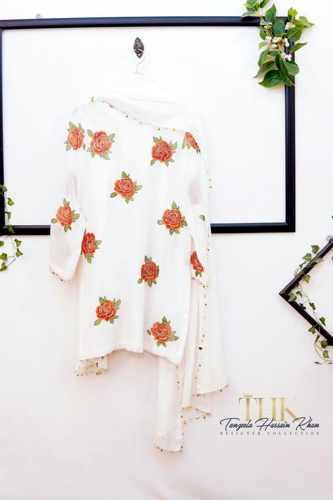 2-Piece White Chiffon Rose Paint Suit TAN0899