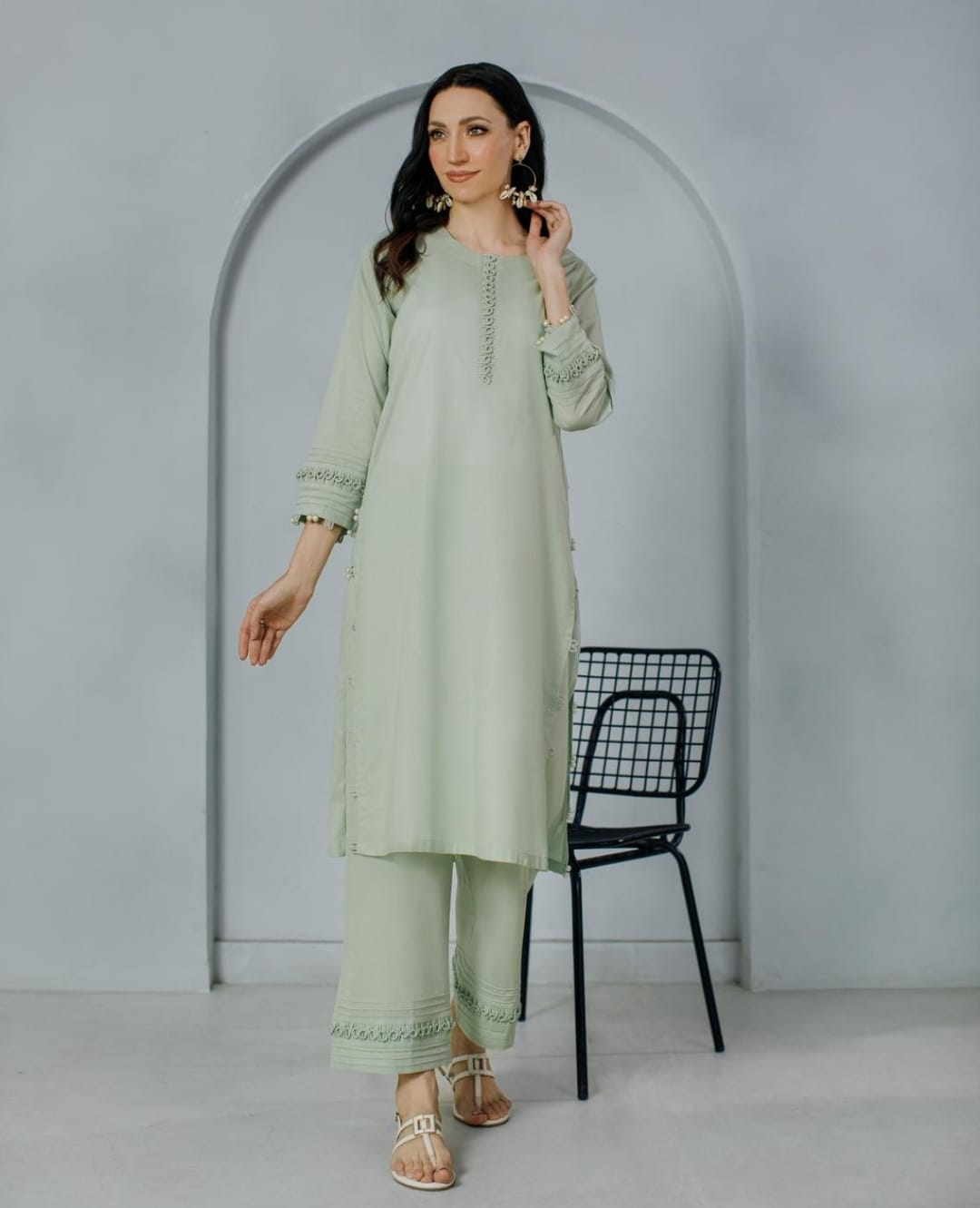 2-Piece Pastel Pista Lawn