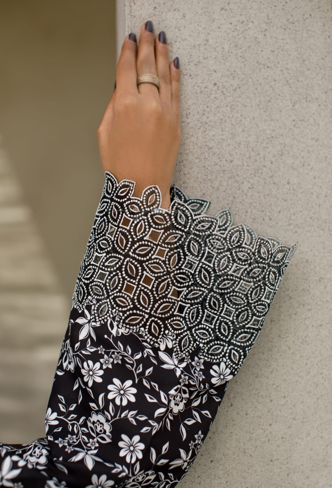 3-Piece Black And White Lawn