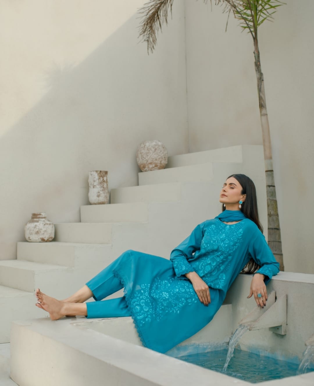 3-Piece Crystal Tale Lawn