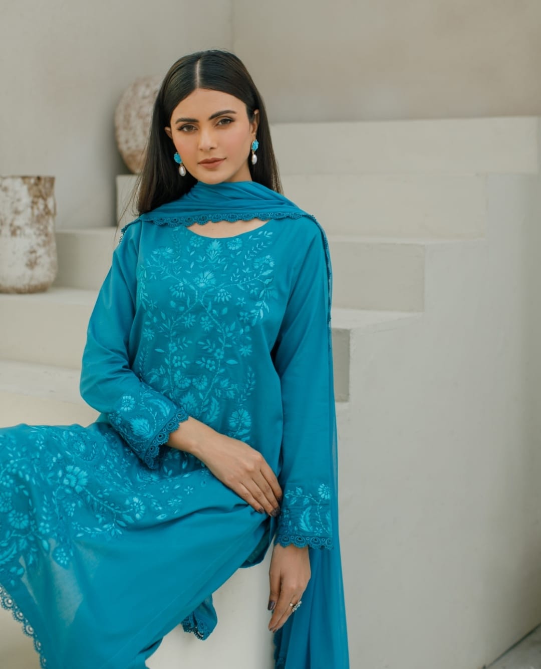 3-Piece Crystal Tale Lawn