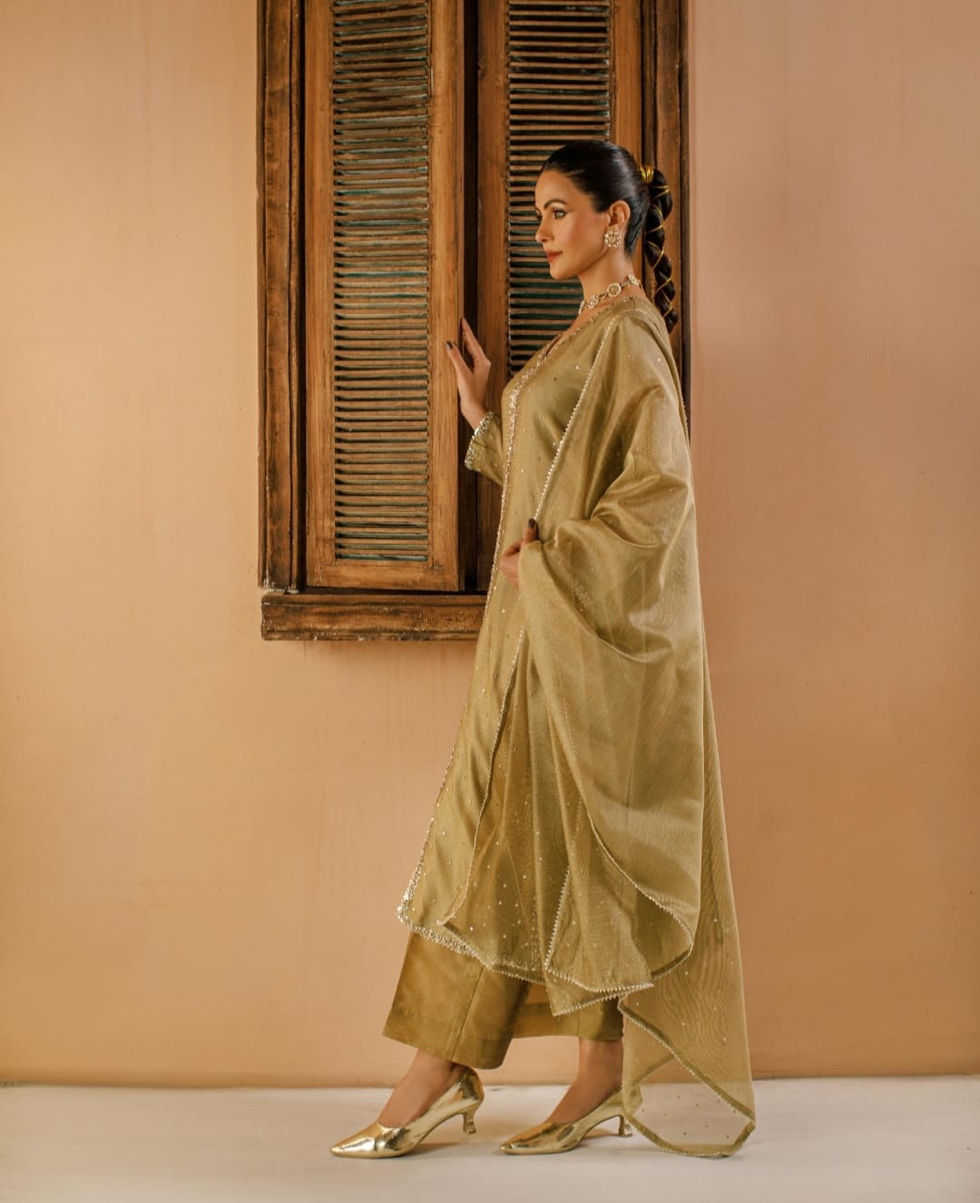 3-Piece Skin Embroidered Cotton Net