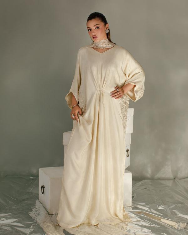 3-Piece Pastel Ivory Tassel Silk Embroidered