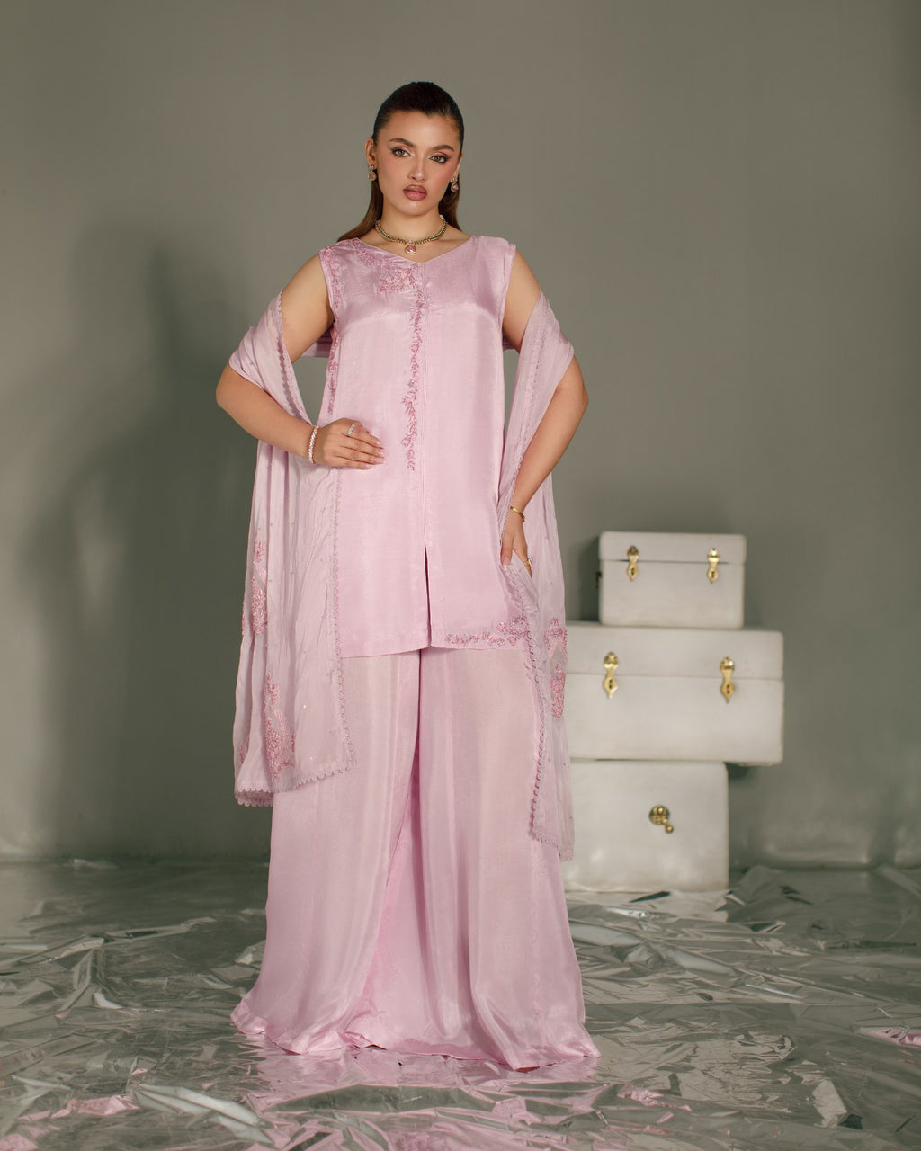 3-Piece Pastel Lilac Tassel Silk Embroidered