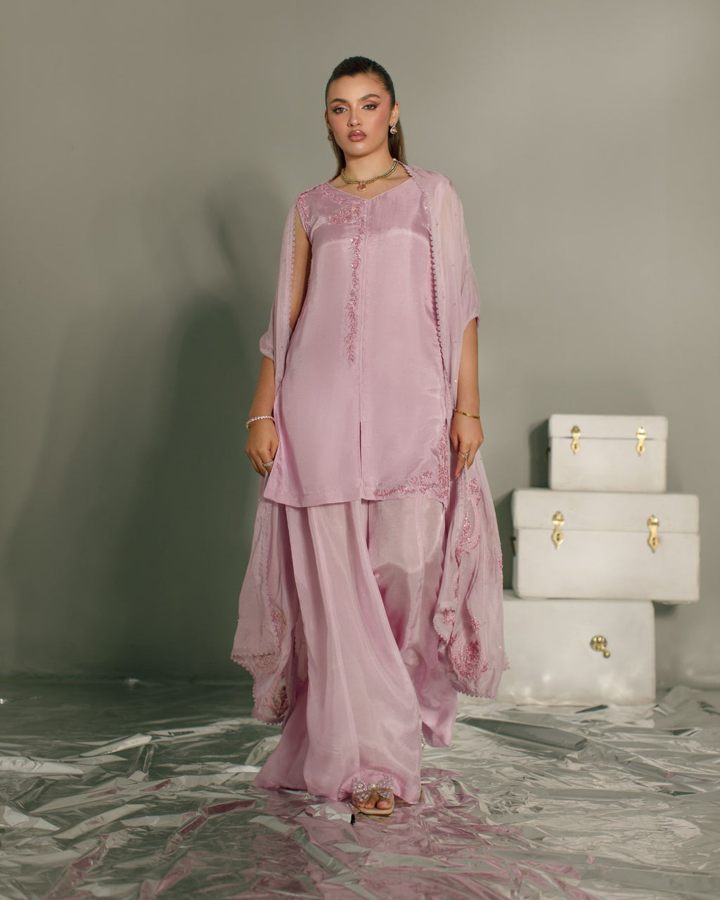3-Piece Pastel Lilac Tassel Silk Embroidered