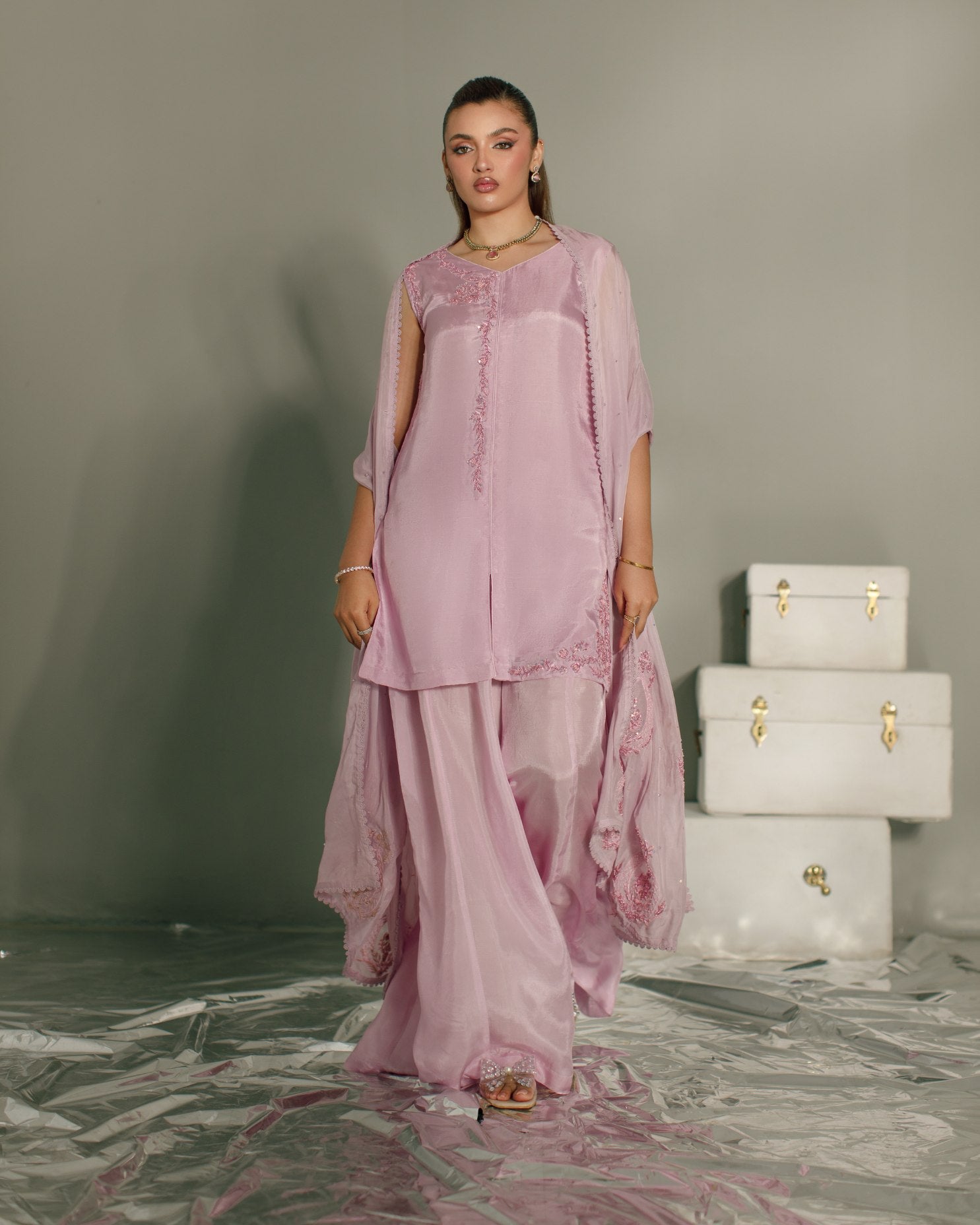 3-Piece Pastel Lilac Tassel Silk Embroidered
