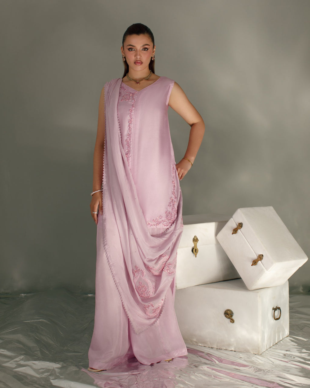 3-Piece Pastel Lilac Tassel Silk Embroidered