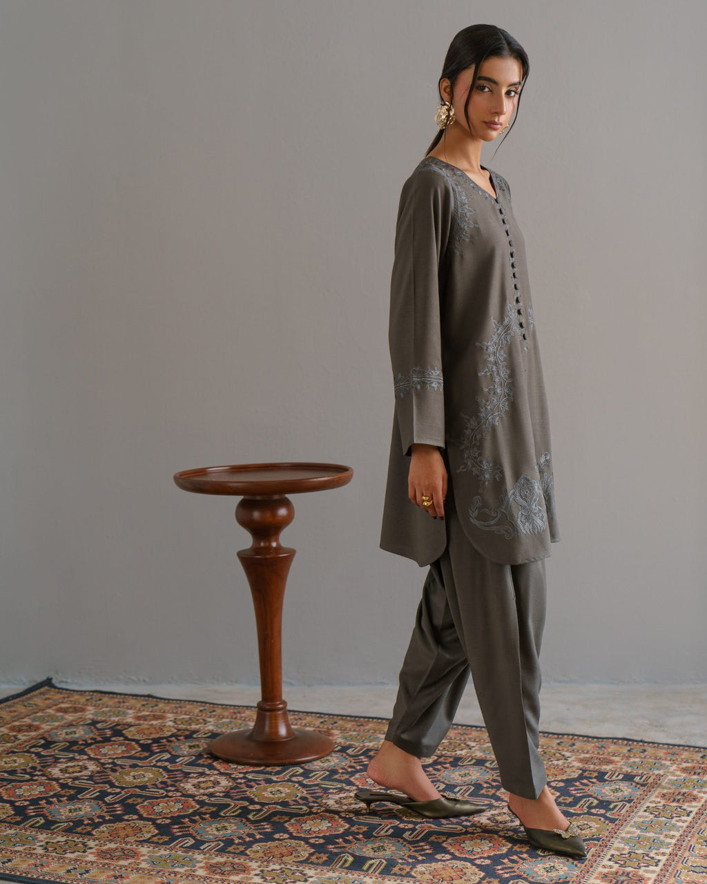 3-Piece Gray Woolina Embroidered