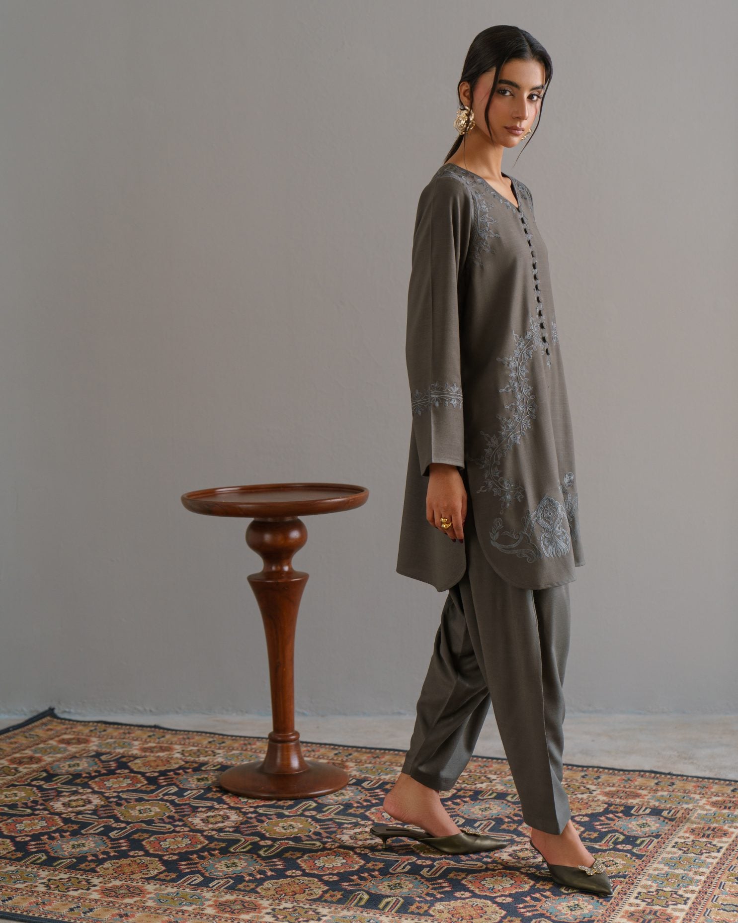 3-Piece Gray Woolina Embroidered