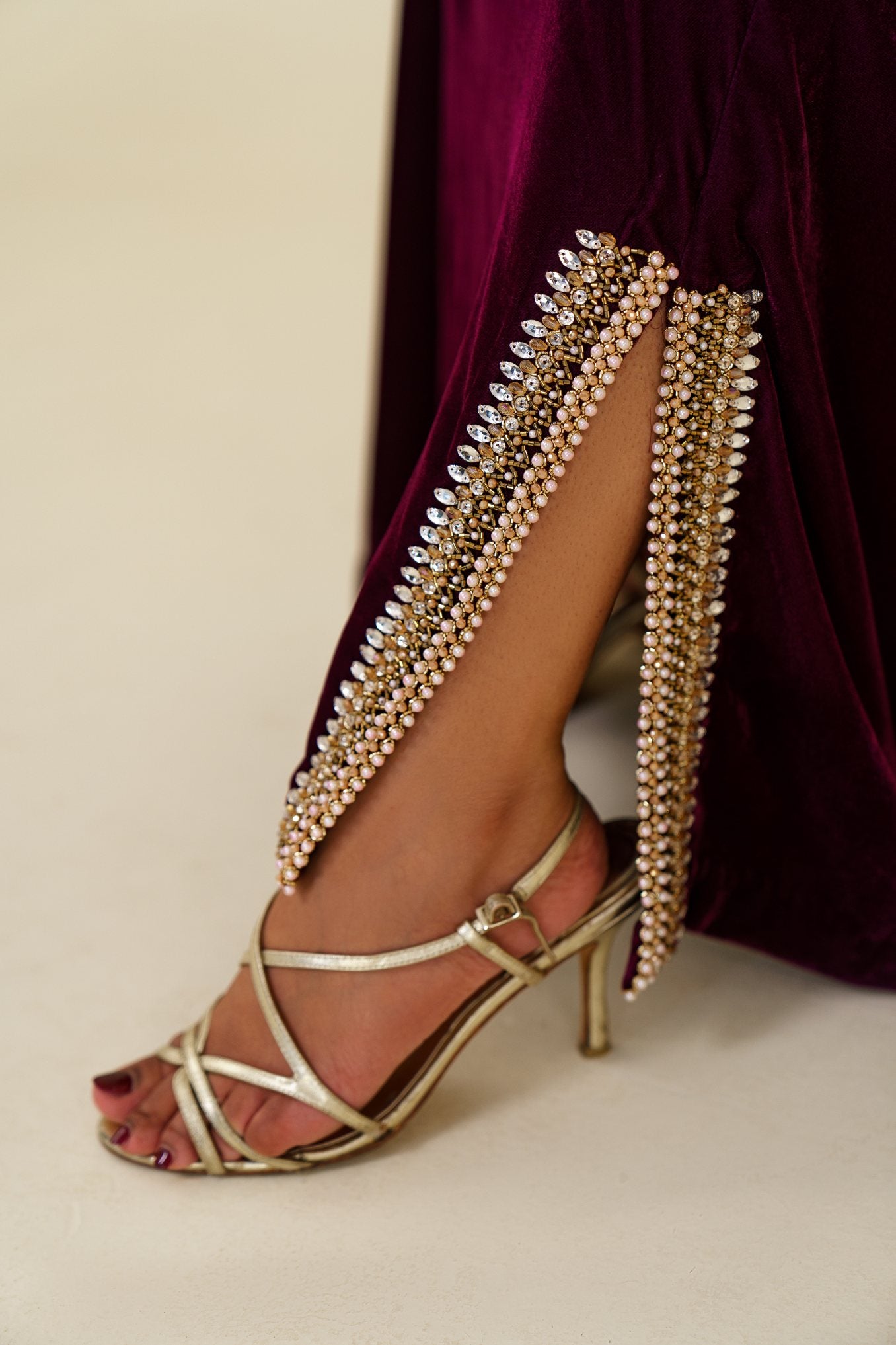 1-Piece Purple Velvet Embroidered