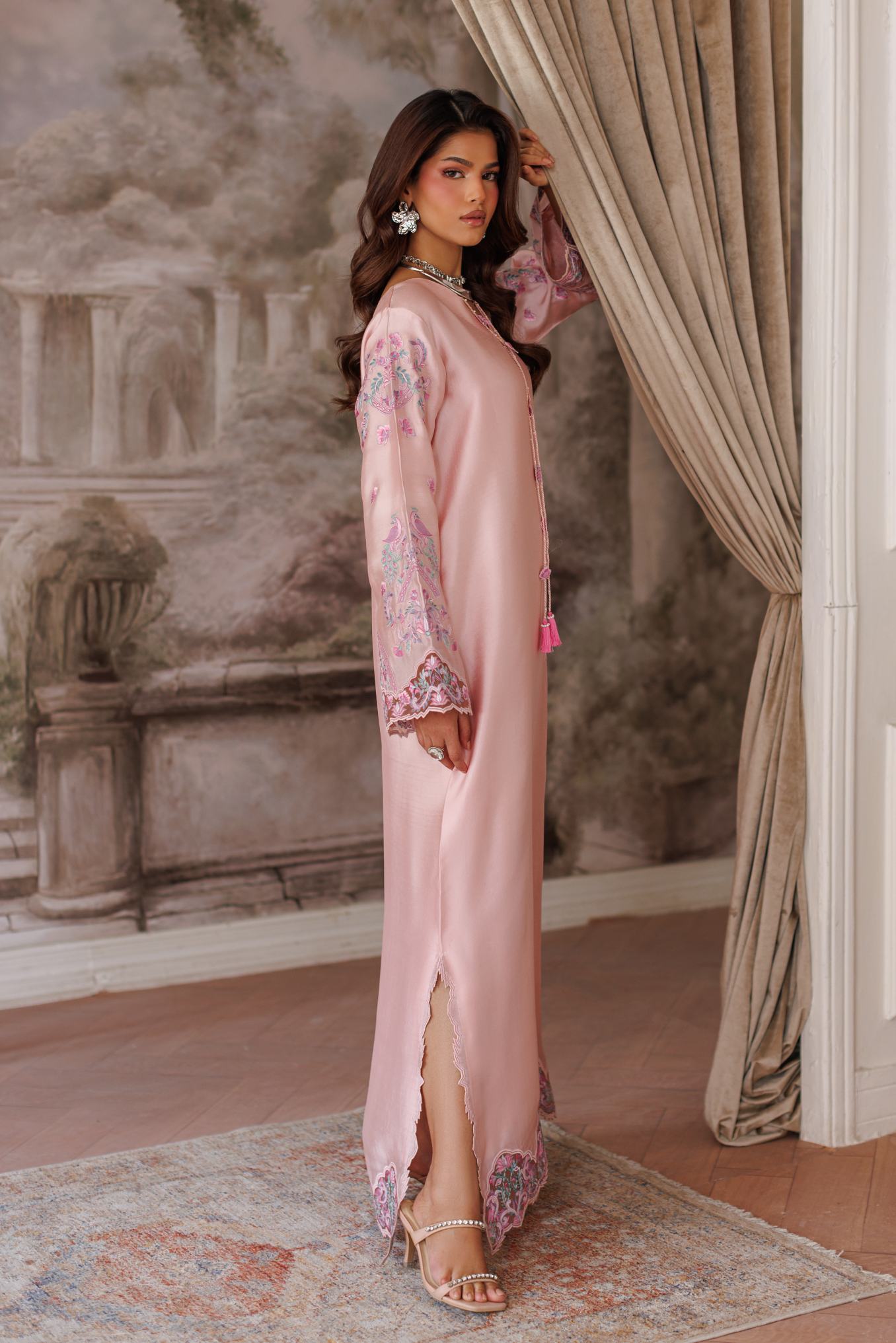 2-Piece Pink Kaftan Shisha Silk Embroidered