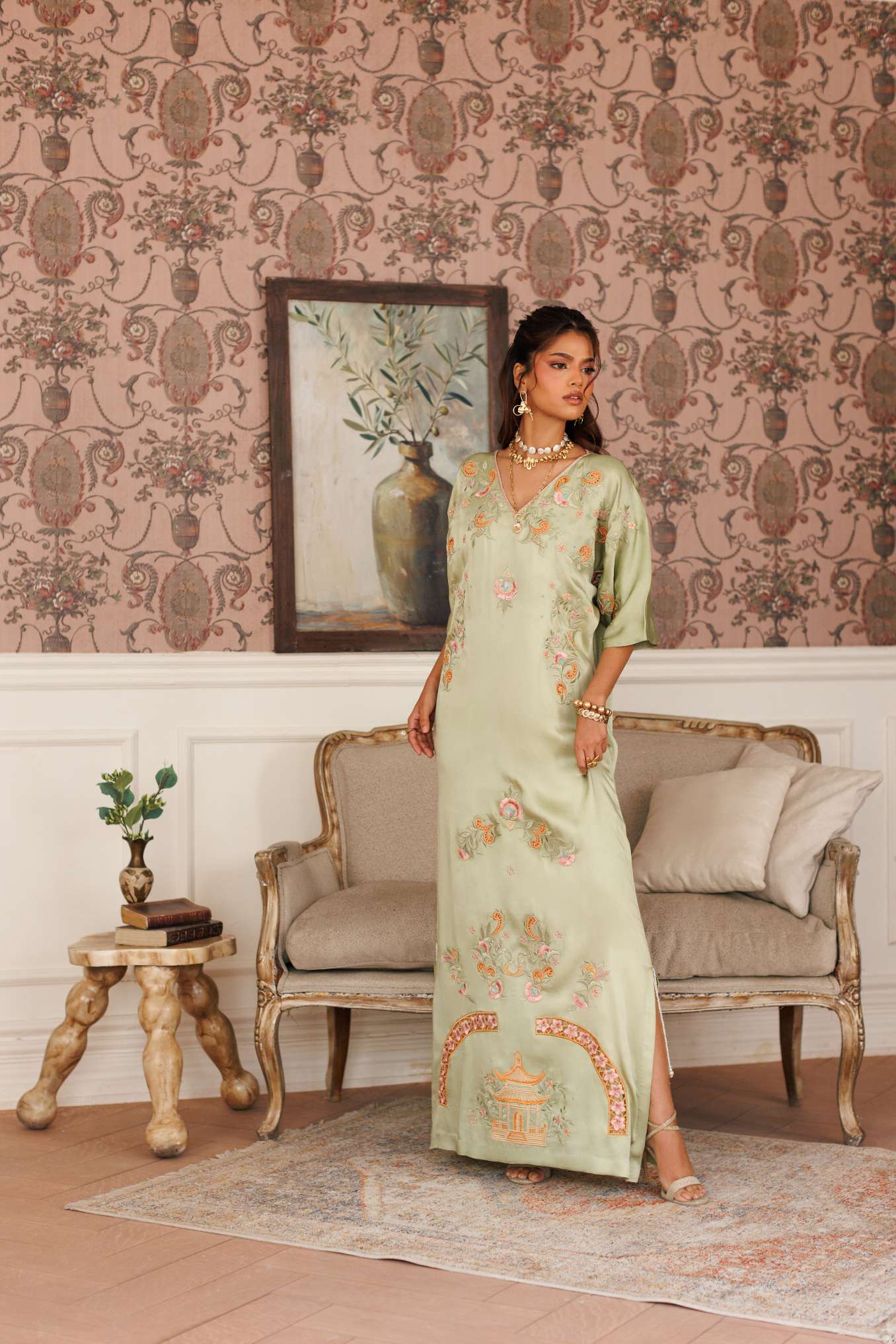 1-Piece Apple Green Kaftan Shisha Silk Embroidered